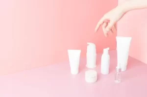 10 Produk Skincare Remaja Glowing untuk Mencerahkan Kulit
