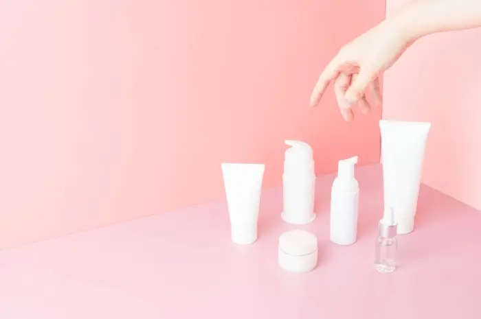 10 Produk Skincare Remaja Glowing untuk Mencerahkan Kulit