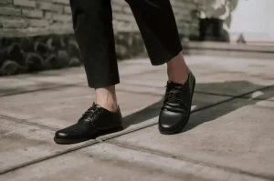 Inspirasi OOTD dengan Sepatu Pantofel